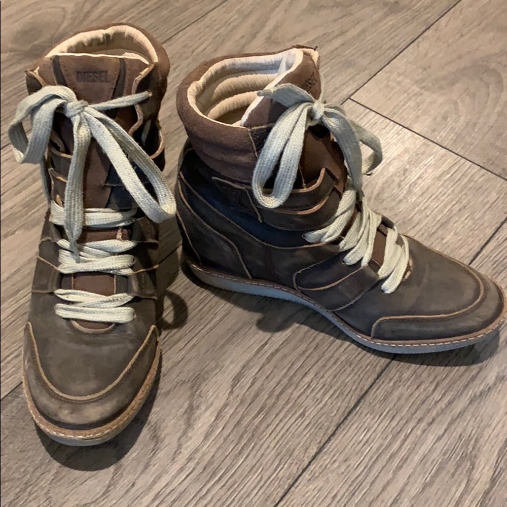Diesel vintage distressed wedge boot